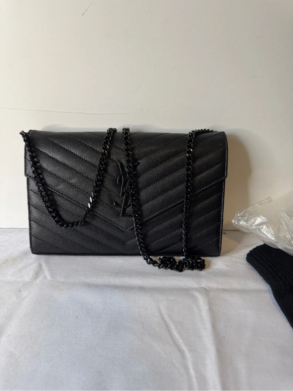 Saint Laurent Black Quilted Chevron Envelope Wallet On Chain